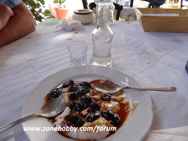 Комлимент, таверна Галини, Крит