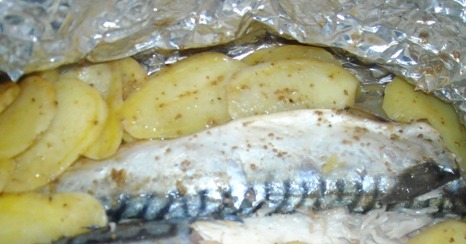 запеченная скумбрия с картофелем 002.jpg